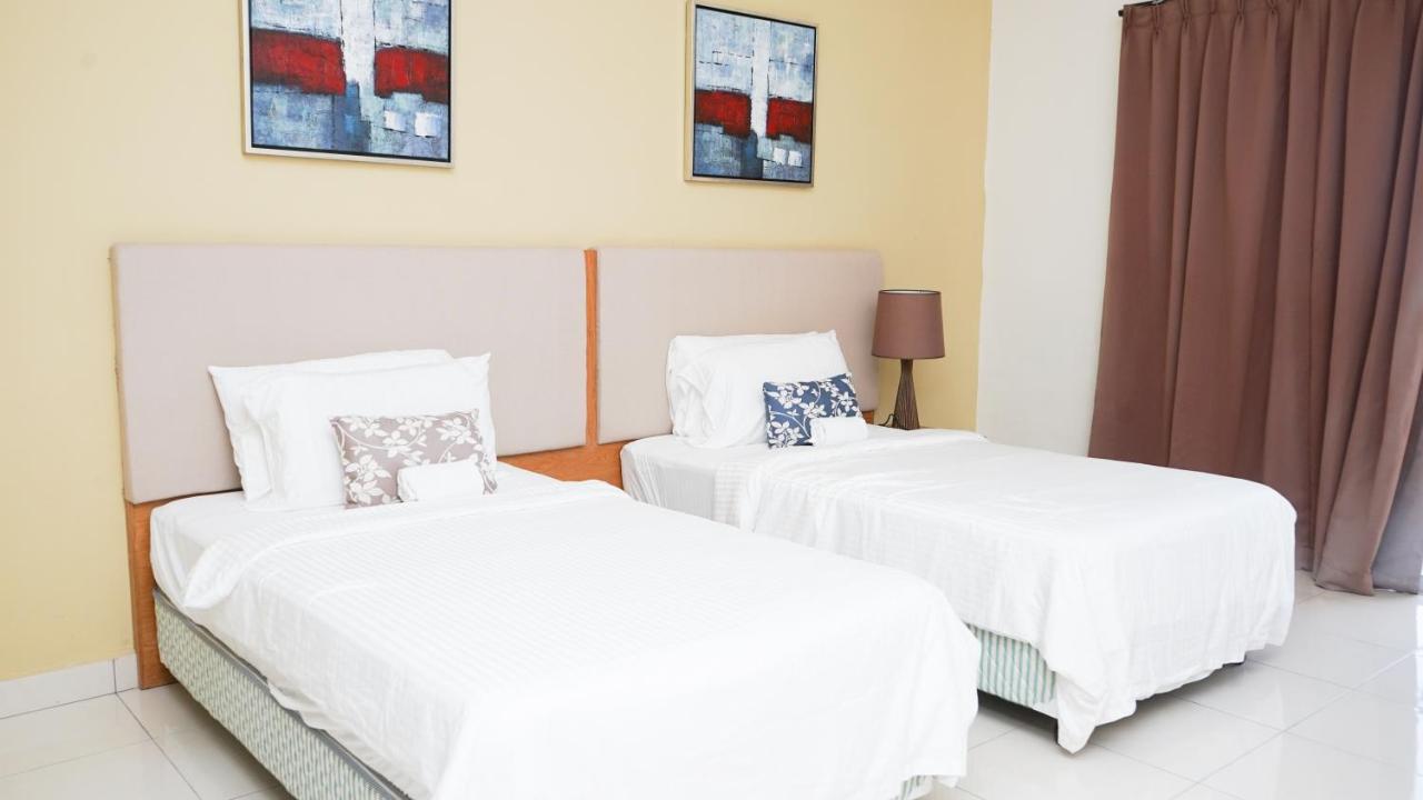 Gold Coast Morib By 369 Stay Kampong Tanjong Pechah Екстериор снимка